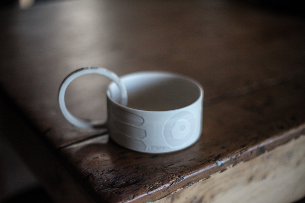 Graphic ring mug