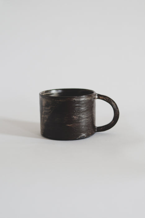 Terra Fumé tea mug